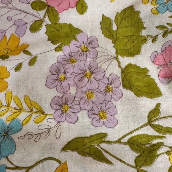 Vintage Floral and Butterfly Fitted Sheet.  Sz Full - Picture 1 of 7